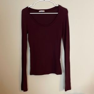 C&C California Scoop Neck, Bell Sleeves Tee, Burgundy Size M